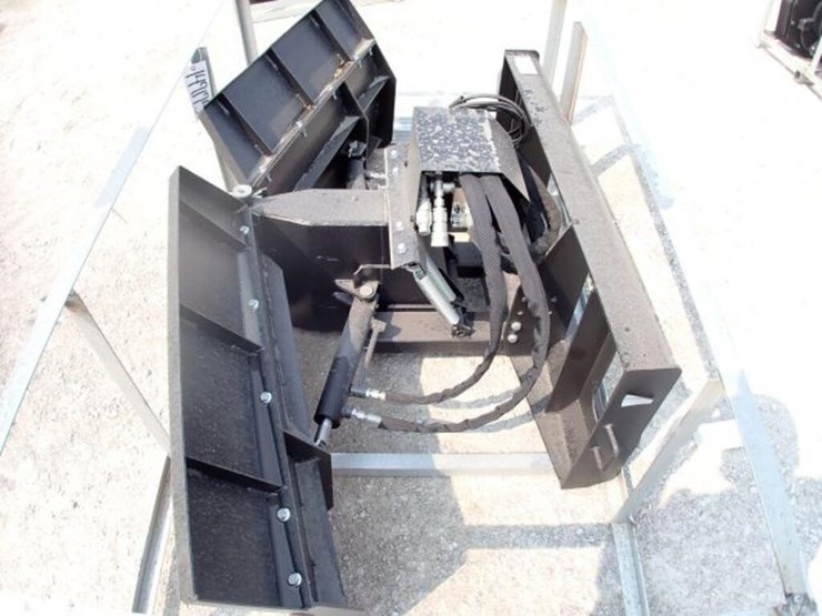 unused-greatbear-72-in.-hydraulic-snow-plow-image-5