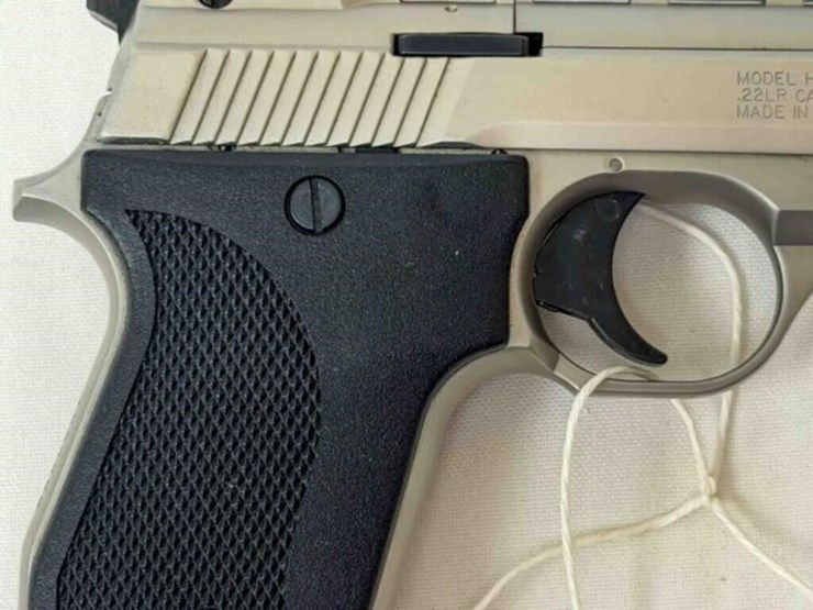 phoenix-arms-hp22-22lr-pistol-image-13