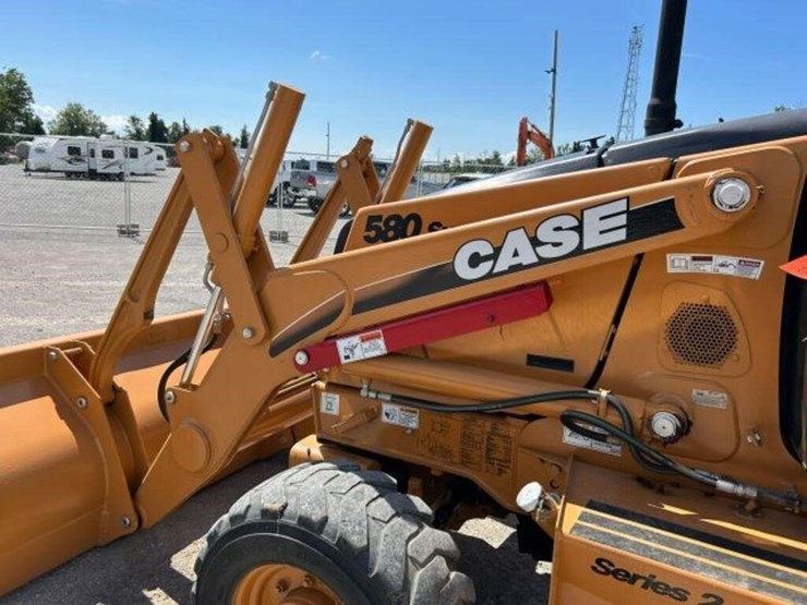 2006-case-580sm-image-33