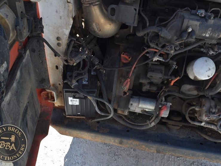 2016-bobcat-t770-image-33
