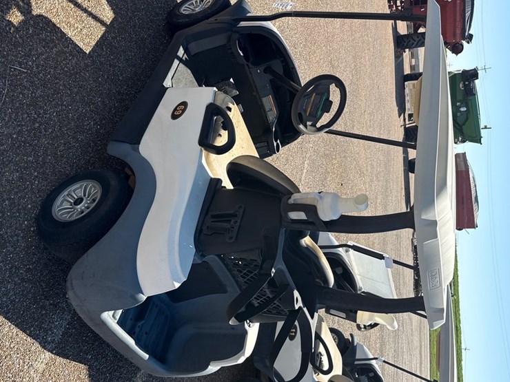 #9651-•-2021-club-car-precedent-golf-cart-image-4