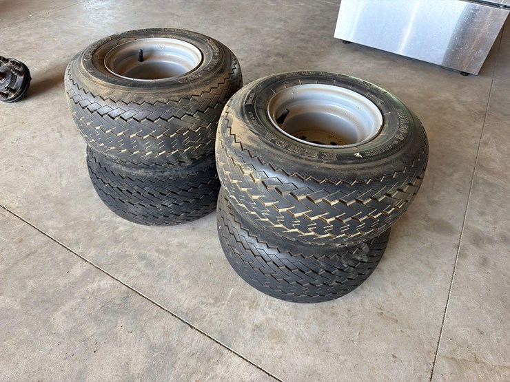 4-18x8.50-8-golf-cart-tires-image-1