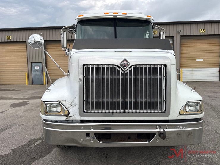 2005-international-9400i-image-7