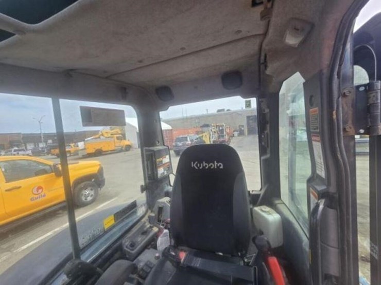 2013-kubota-kx057-4-image-24