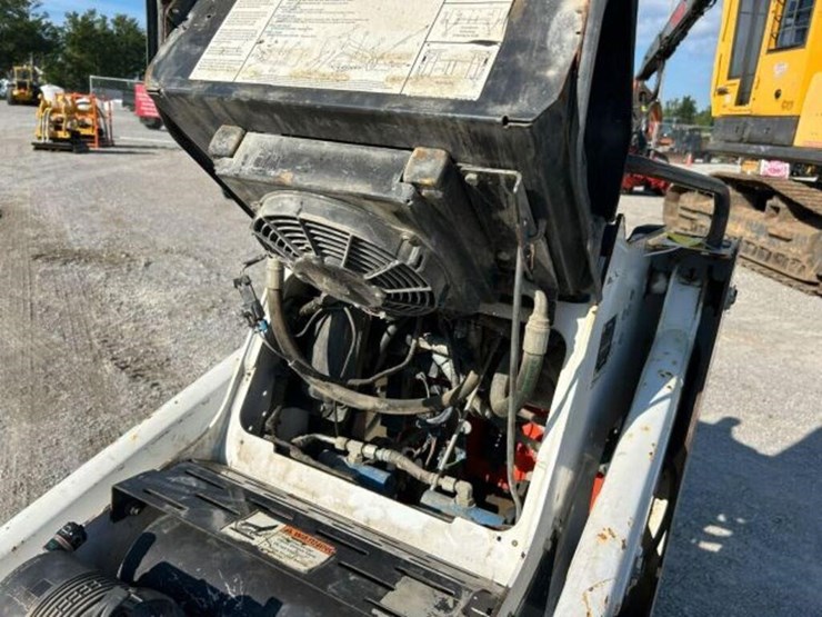 2019-bobcat-mt85-image-15