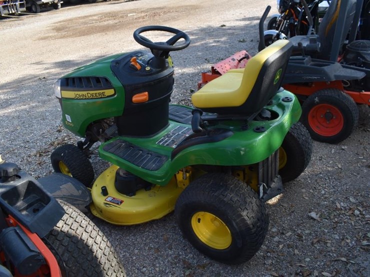 "jd-e100-riding-mower-(serial-#-1gxe100ejkl205377)-(showing-appx-133-hours,-image-4
