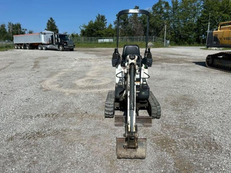 2015-bobcat-418-image-2