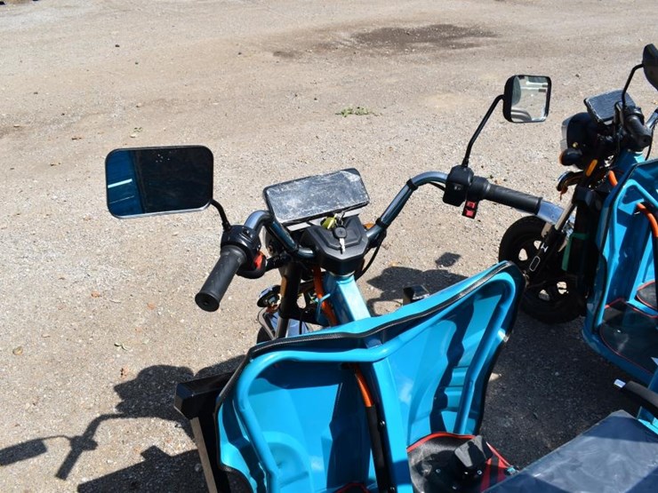 3-wheel-electric-cart-(serial-#-kr2026427amam28y1)-(k)-image-6