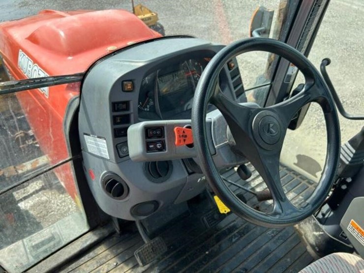 2018-kubota-m6-141-image-18
