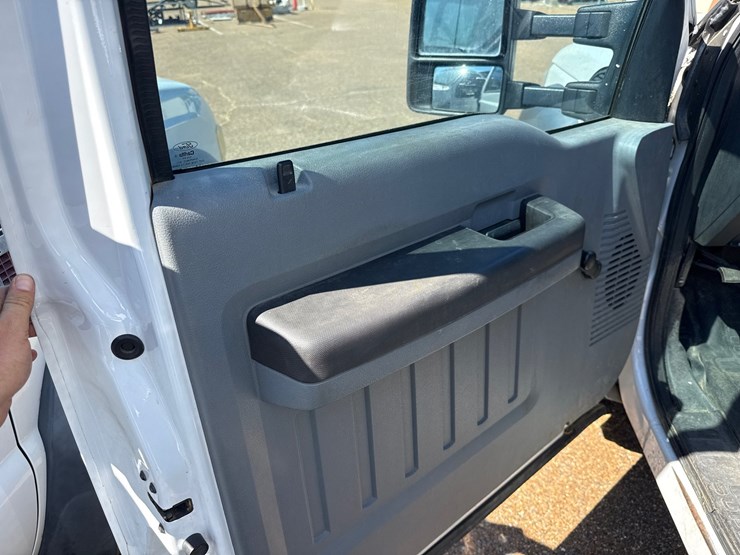 2016-ford-f450-image-13