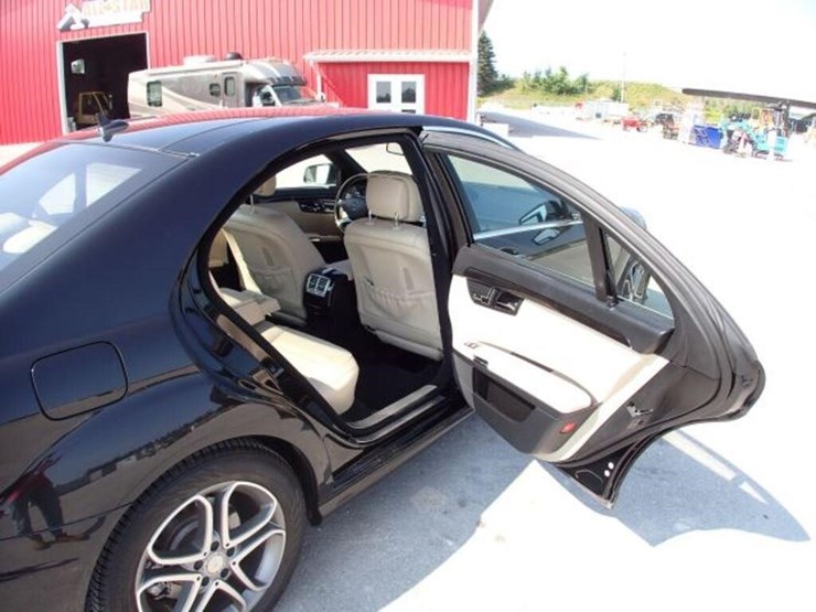 2012-mercedes-benz-s350-bluetec-4matic-awd-sedan-w-image-34