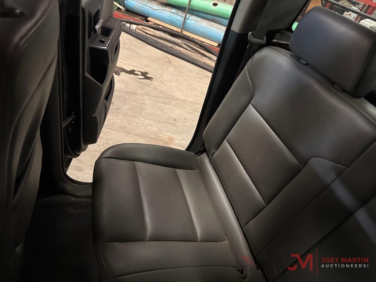 2015-chevrolet-silverado-2500-image-27