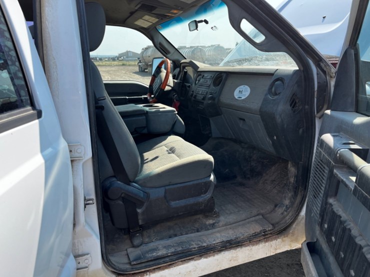 2011-ford-f250-image-9