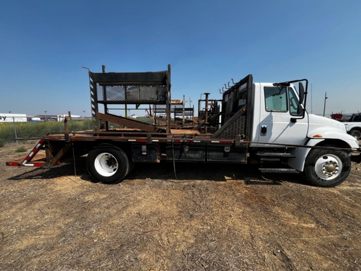 2013-international-durastar-4300-image-4