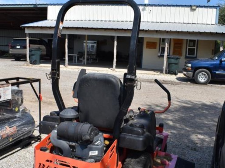 bad-boy-outlaw-zero-turn-mower-(serial-#-bb048fx69106161005)-(k)-image-4