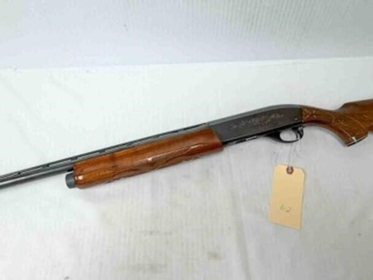remington-arms-co-1100-12g-shotgun-image-17