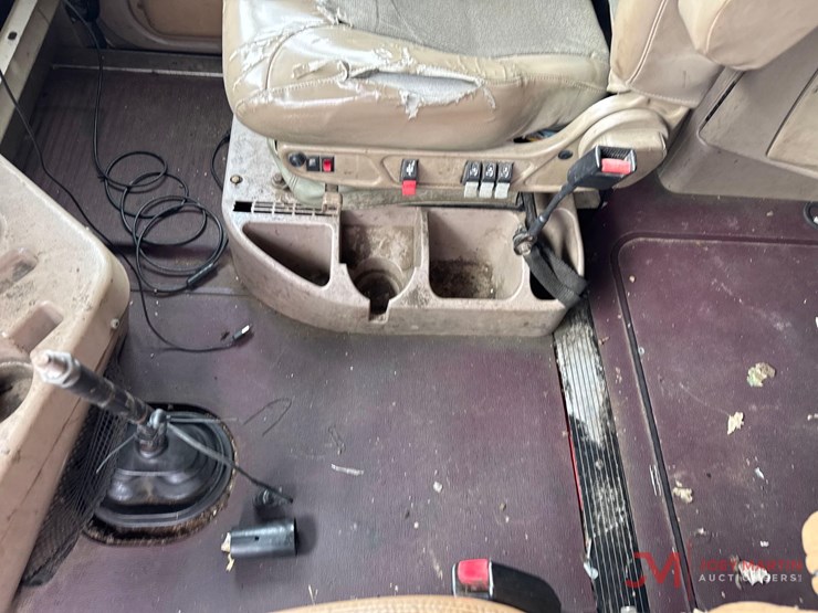 2005-international-9400i-image-24