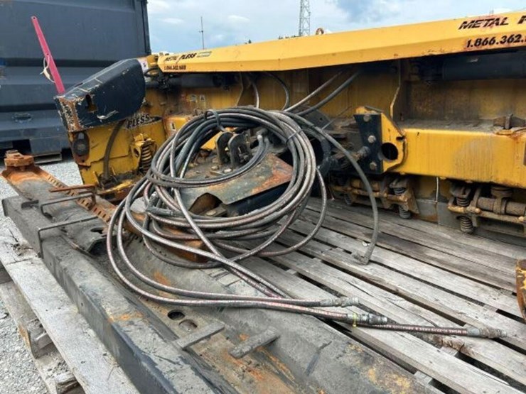metal-pless-8-ft---13-ft-snow-pusher-agh0830-13le--image-14