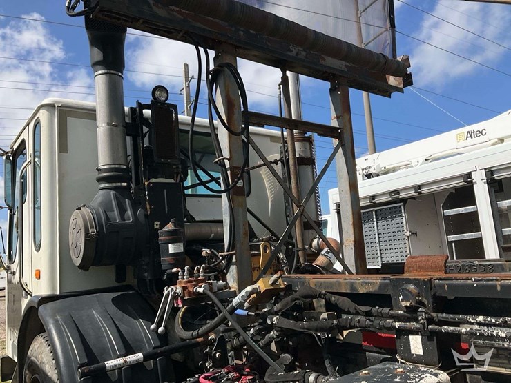 caterpillar-c11-image-19