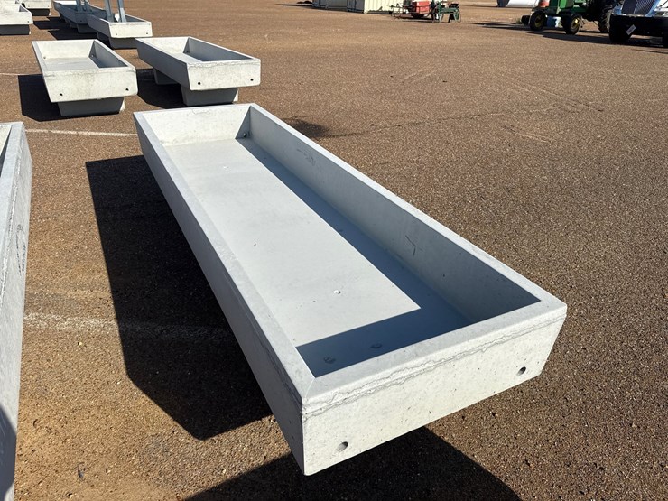 #9690-•-3-x-10-feed-trough-image-2