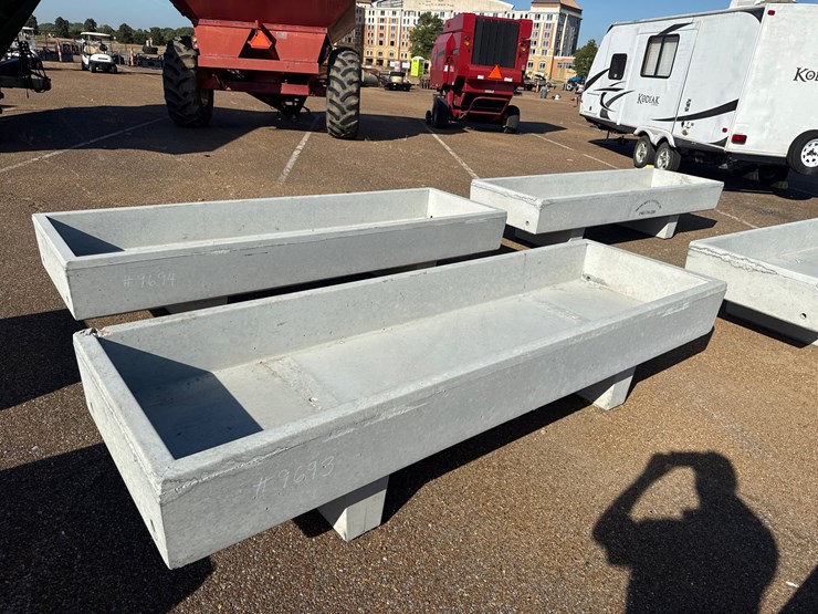 #9693-•-3-x-10-feed-trough-image-1