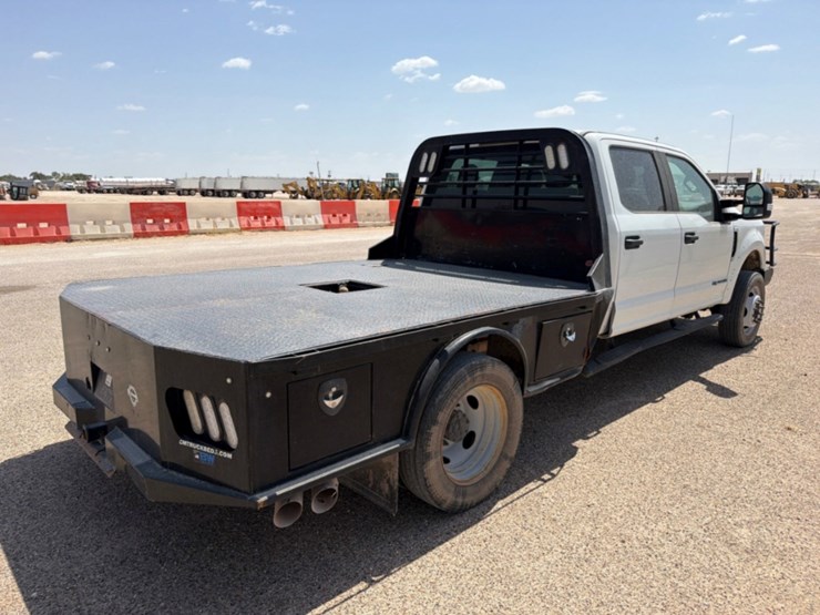 2019-ford-f550-image-6