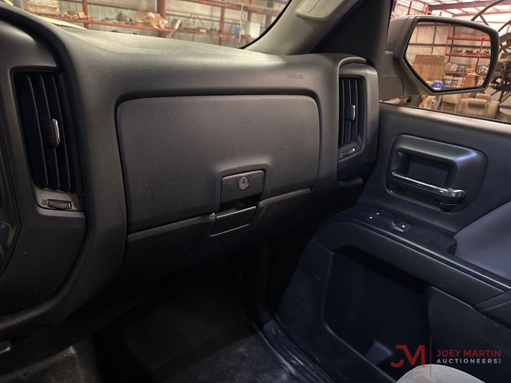2014-chevrolet-silverado-1500-image-31