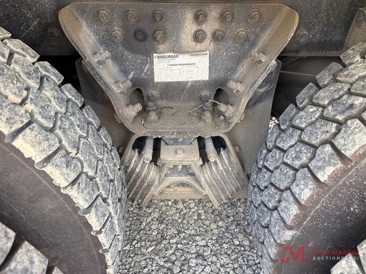 2014-kenworth-t800-image-16