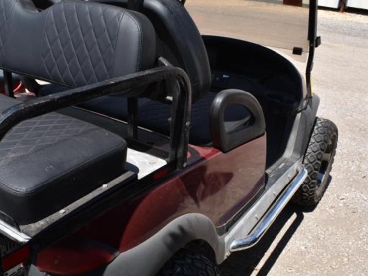 club-car-electric-golf-cart-w/-charger-(serial-#-pq0442-451032)-(k)-image-6