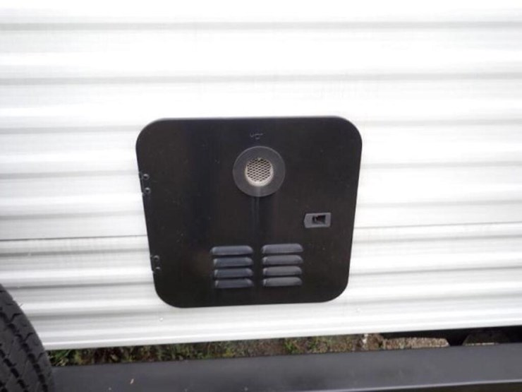 new-non-current-2024-coleman-lantern-lt-series-417-image-30
