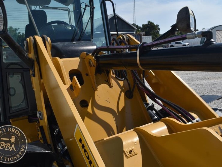2021-caterpillar-906m-image-21