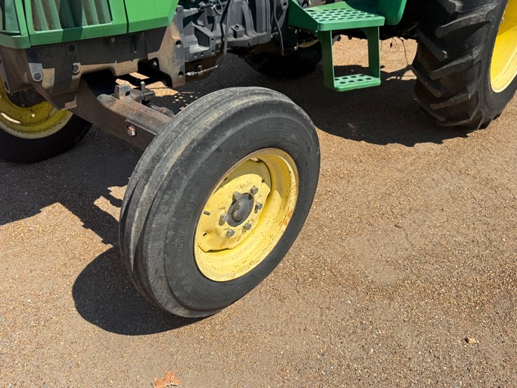john-deere-5200-image-15