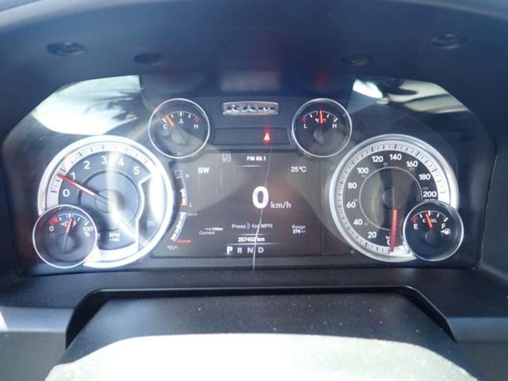 2019-dodge-1500-image-13