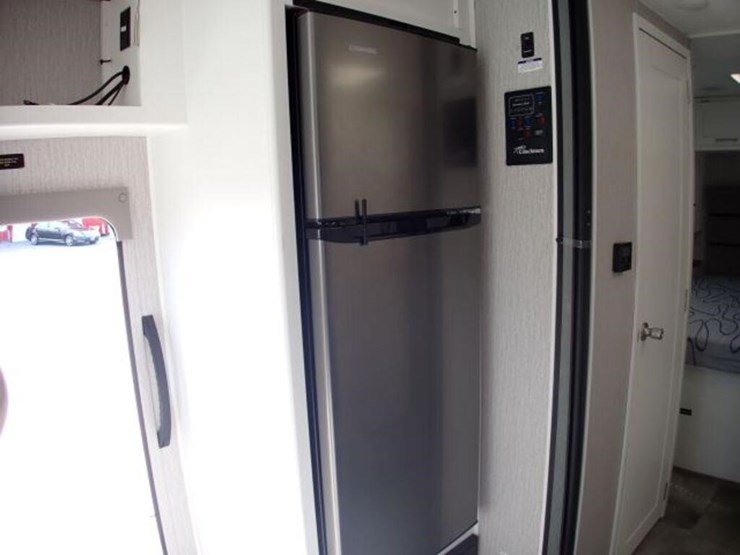 2021-coachmen-pursuit-class-a-motorhome-1f64f5dn1m-image-87