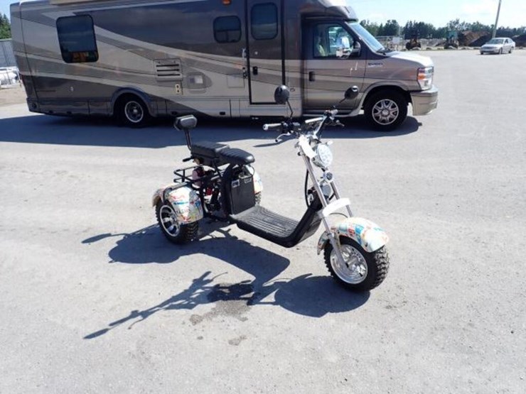 2024-shansu-youpi-60v-electric-tricycle-r36cp3010r-image-3