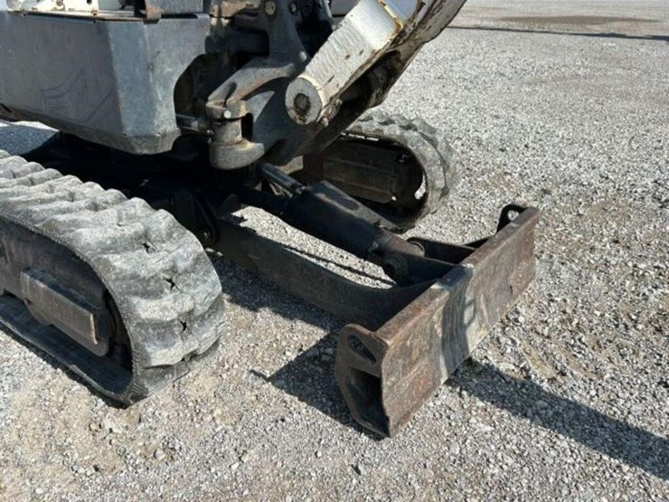 2015-bobcat-418-image-21