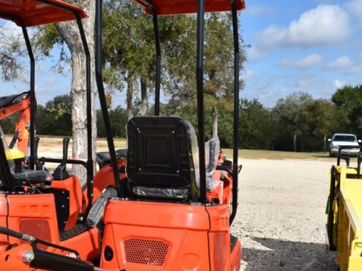 me-15-mini-excavator-(serial-#-2602112985)-(k)-image-4