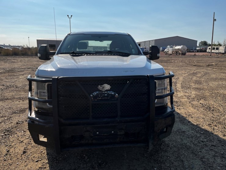 2019-ford-f250-image-2