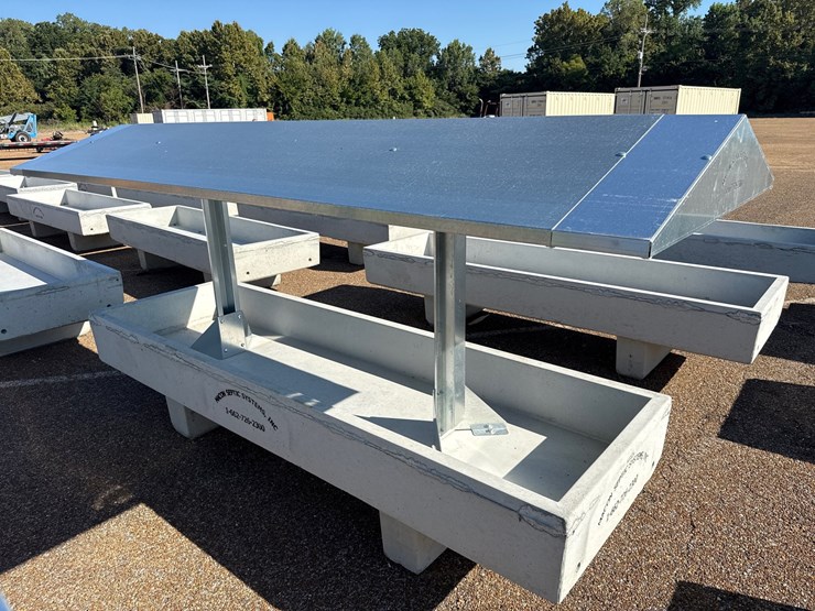 #9612-•-3’-x-10’-trough-with-top-image-3
