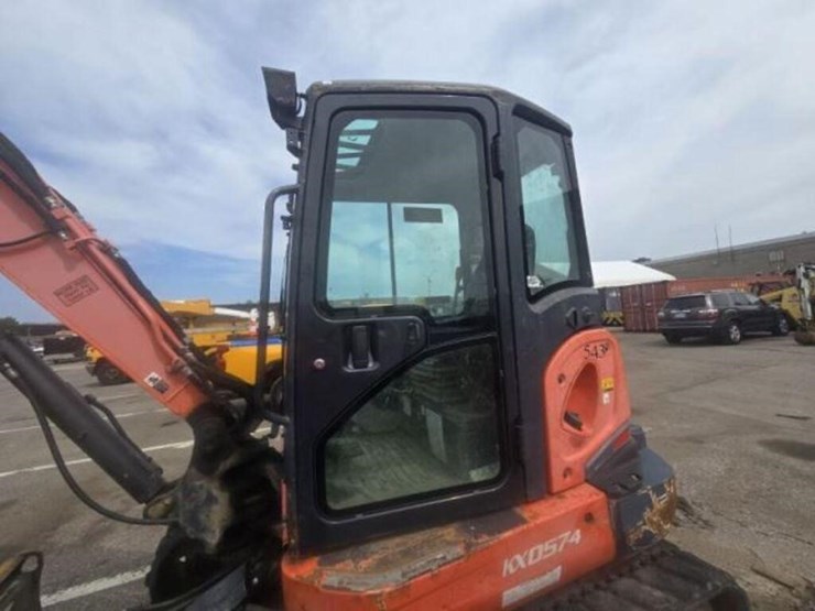 2013-kubota-kx057-4-image-25