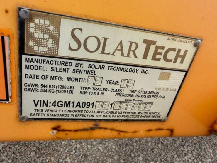 2013-solar-tech-tow-behind-s/a-arrowboard-4gm1a091-image-4