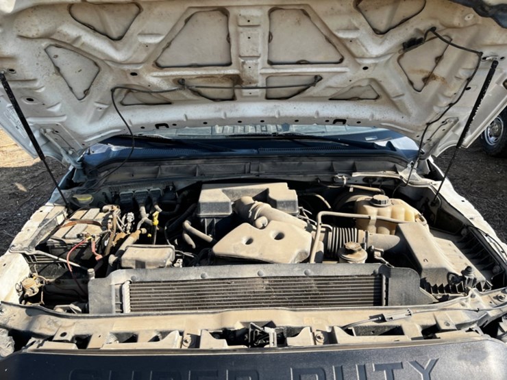 2011-ford-f250-image-13