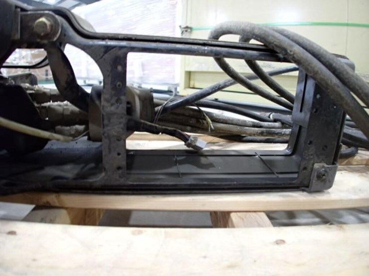 john-deere-120-image-11