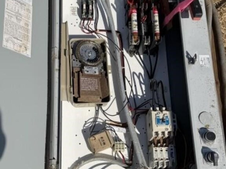 2--cutler-hammer-breaker-boxes-with-timers-image-2