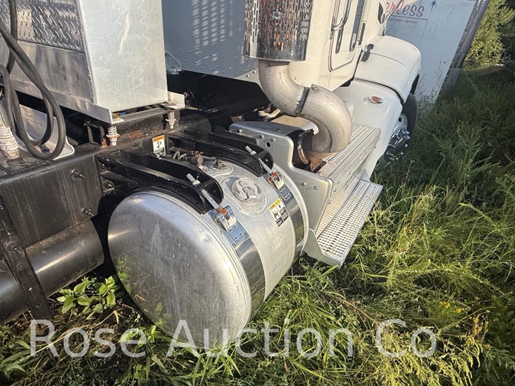 2014peterbilt386t/a-truck-tractor-(newport-news,-va)-image-12