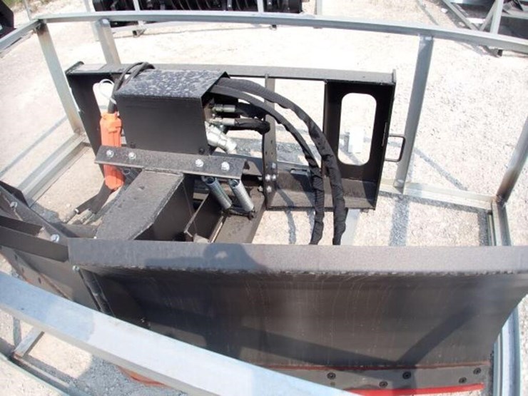 unused-greatbear-72-in.-hydraulic-snow-plow-image-6