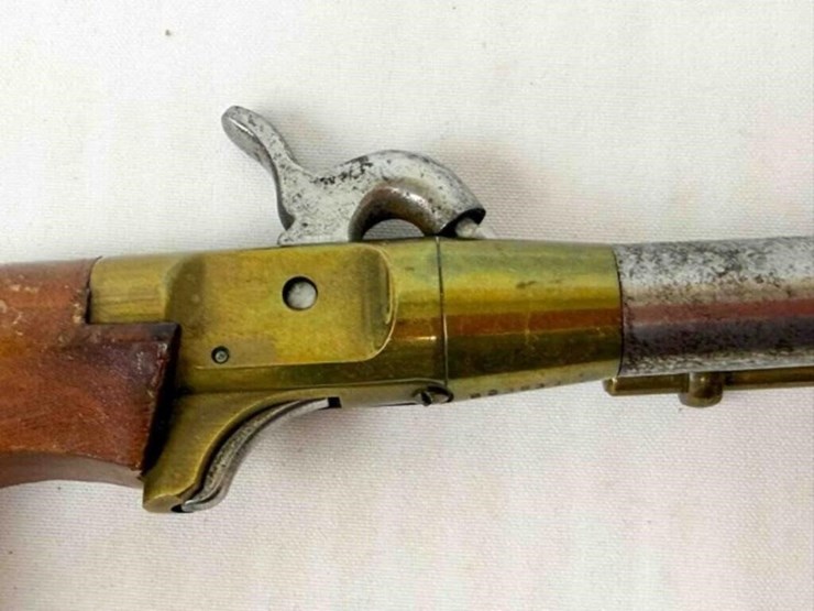 black-powder-pistol-image-3