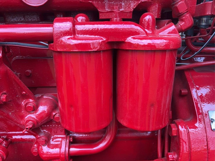 1970-1456-farmall-row-crop-mfwa-golden-demonstrator-image-36