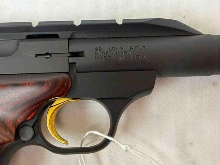 browning-buck-mark-22lr-pistol-image-3
