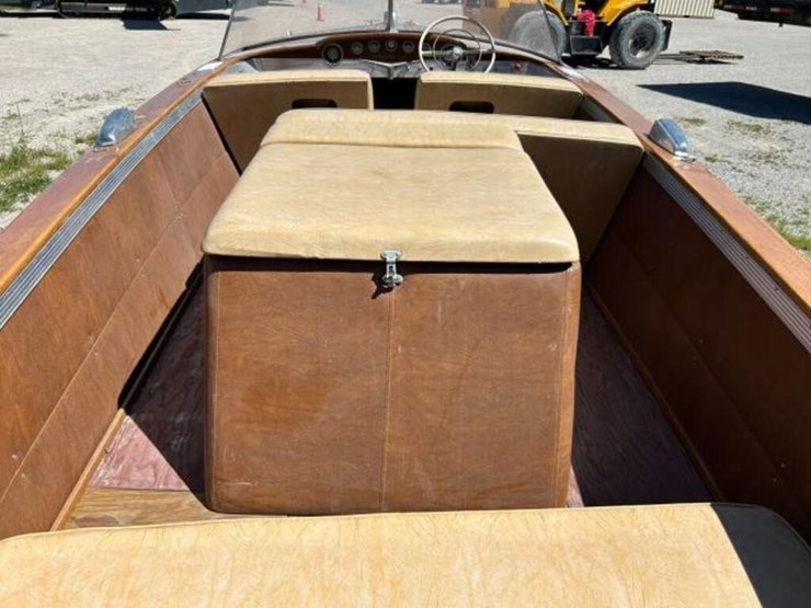 century-antique-wooden-18-ft-power-boat-image-30